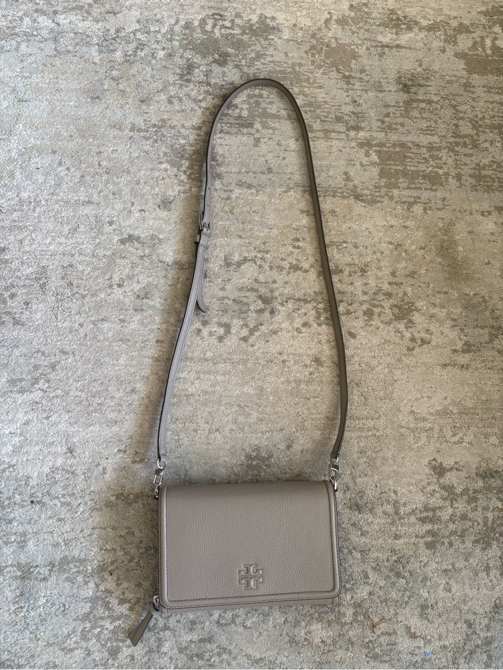 Tory Burch Grey Pebbled Leather Crossbody Wallet Adjustable Detachable Strap